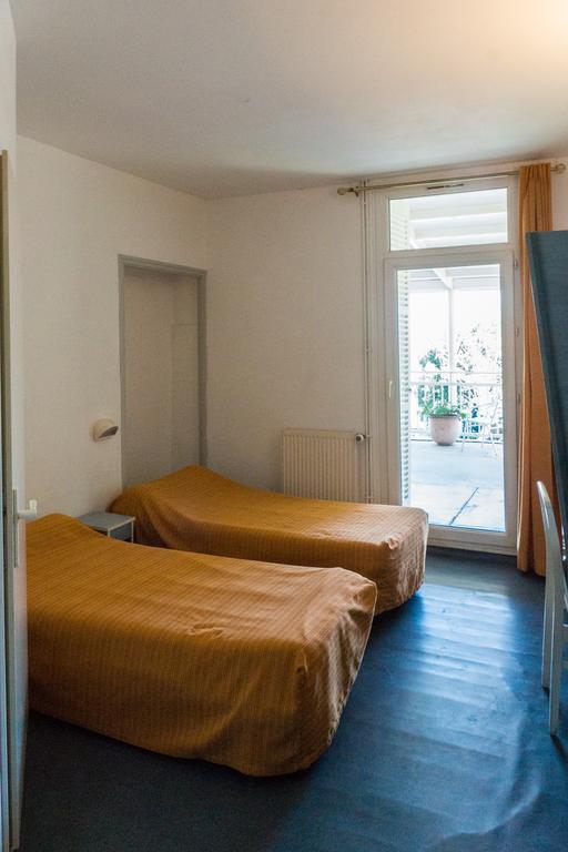 Ymca Villeneuve Les Avignon Villeneuve-les-Avignon Ruang foto